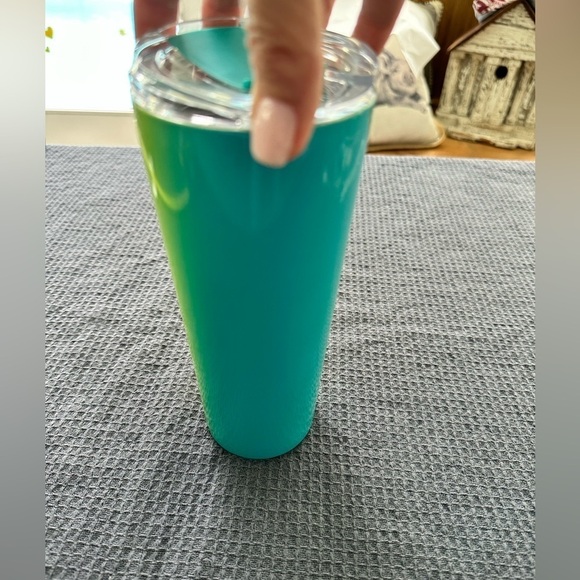 ⭐️⭐️Starbucks ⭐️⭐️ 16 oz Coffee Tumbler - Gorgeous Color Combo NWT - Picture 5 of 10